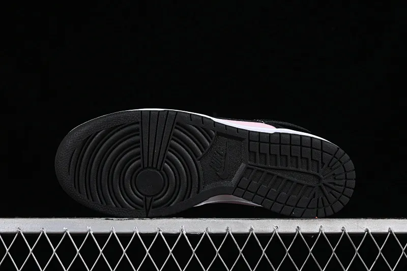 All categories Nk SB Dunk series Nk SB Dunk Low low-top sneakers Nk Dunk Low "Pink Black" black pink SB low-top sports and leisure sneakers DJ9955-600